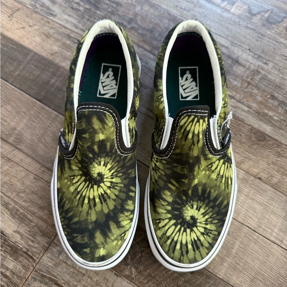Vans Kids Slip-On Sneakers - Black and Green Tie-Dye BRAND NEW without tags